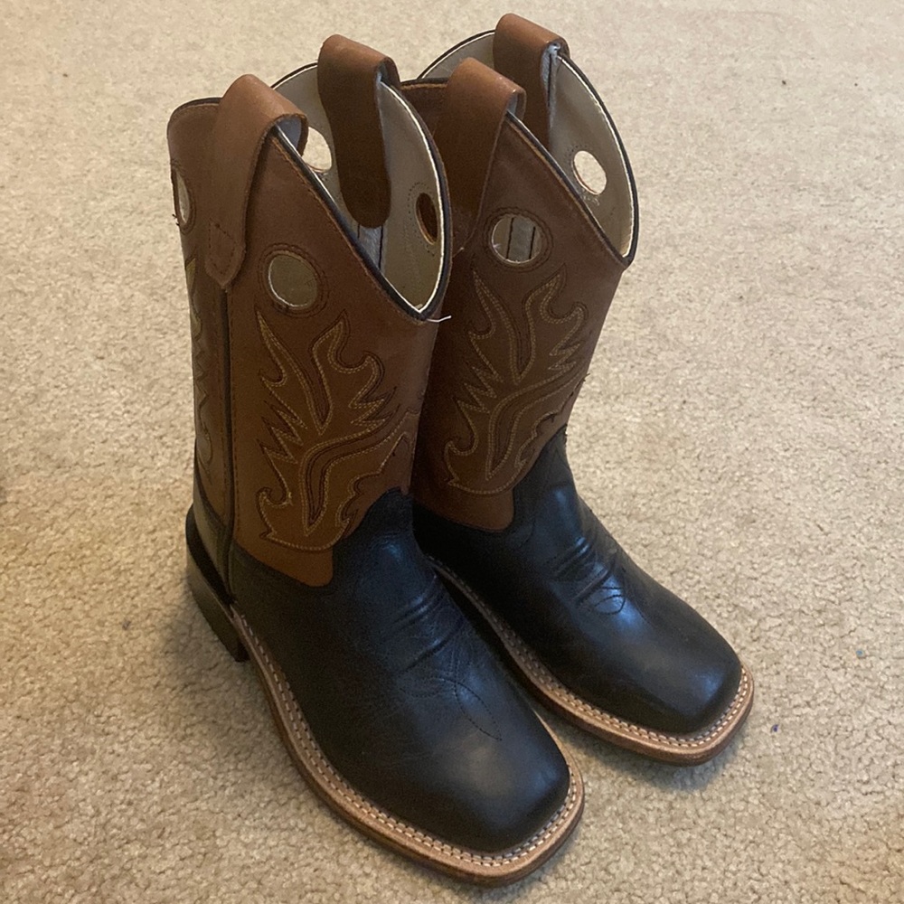 Size 13 Boys Cody James Boots - Never Worn.